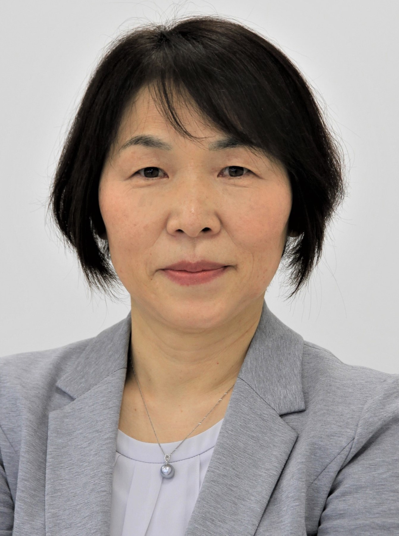 長谷富子委員