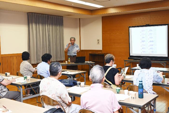 成人講座「プロに教わる！珈琲教室」の様子4