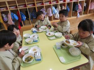 給食2